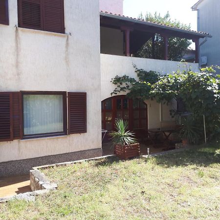Apartman Studio Victoria Apartment Pula Bagian luar foto